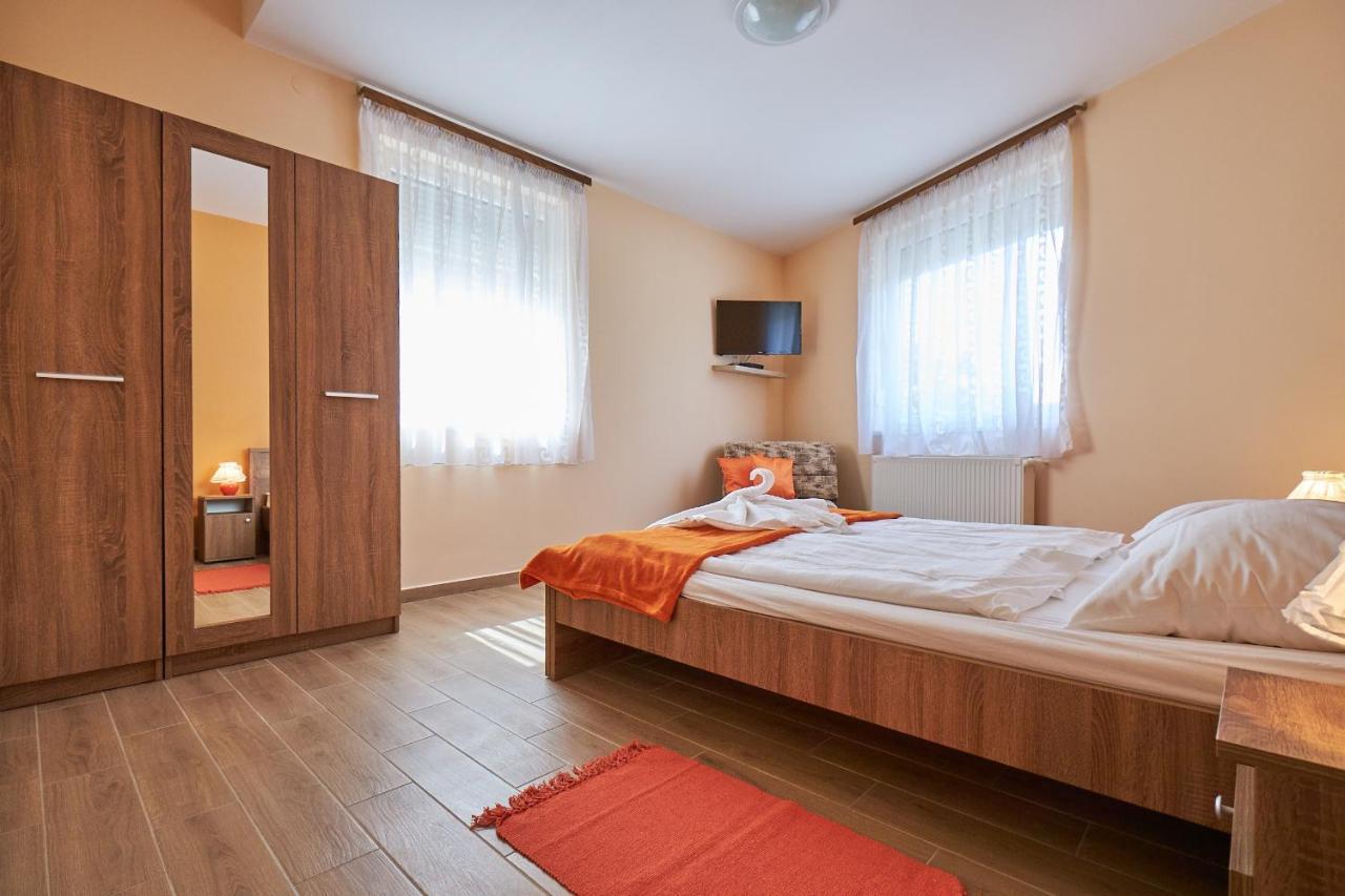 Amulett Comfort Apartment ハイデゥソボスロー エクステリア 写真